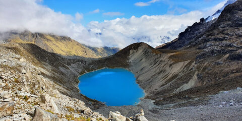 lagoon-cusco-2