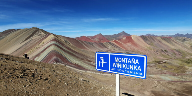 rainbow-mountain-3
